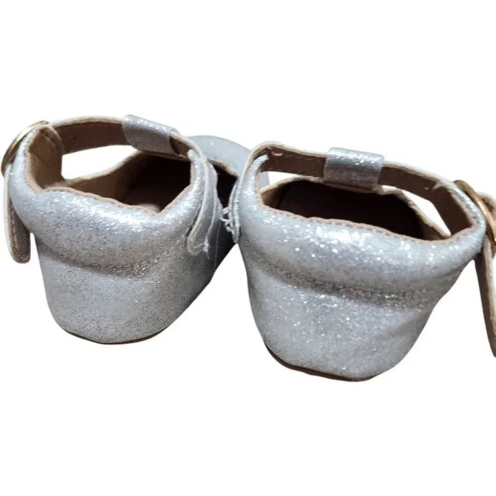 NEW A Bear Co‎ Toddler Size 3 Color Change Silver Smooth Glitter T-Straps Girls